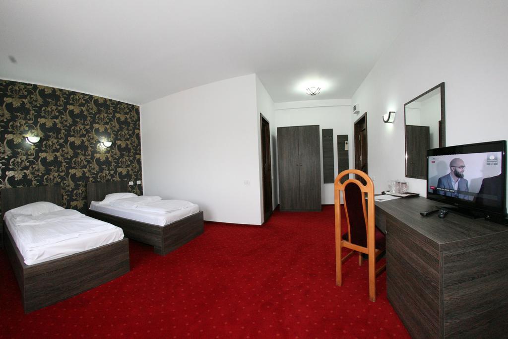 Hotel Rebis Brăila Quarto foto