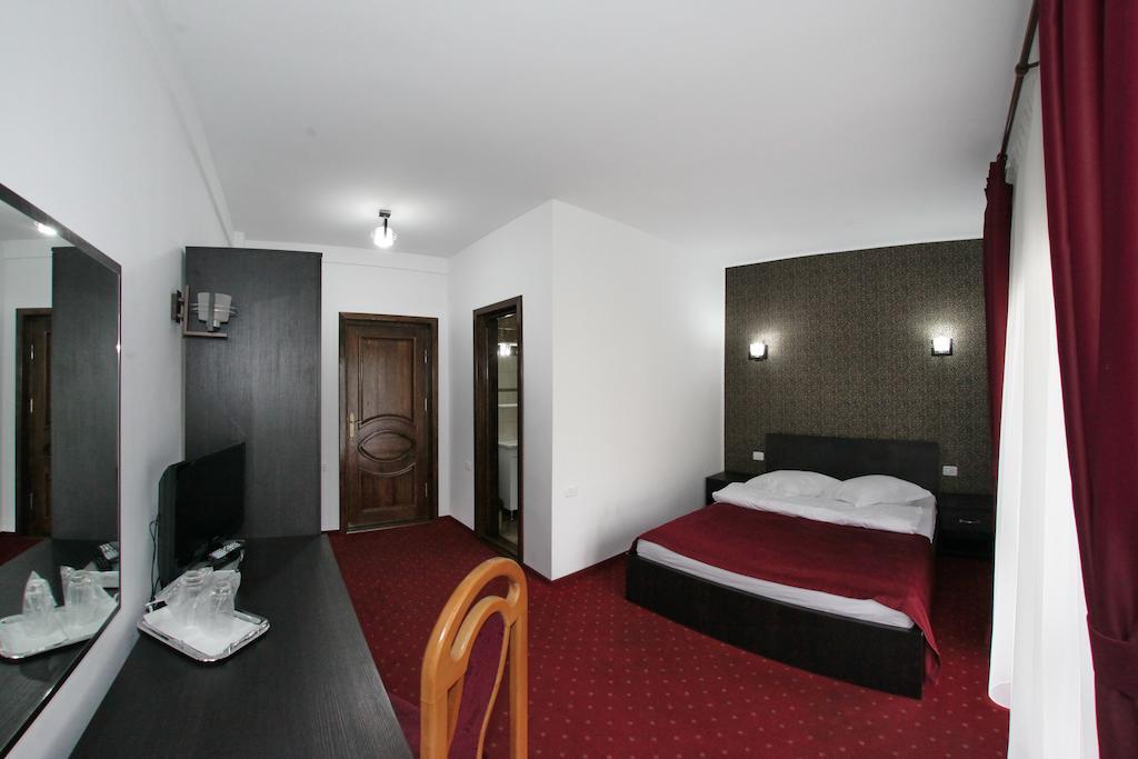 Hotel Rebis Brăila Exterior foto