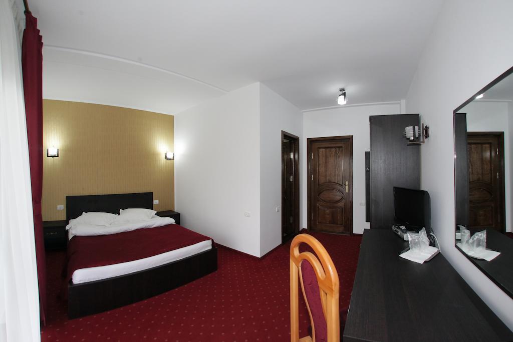 Hotel Rebis Brăila Exterior foto