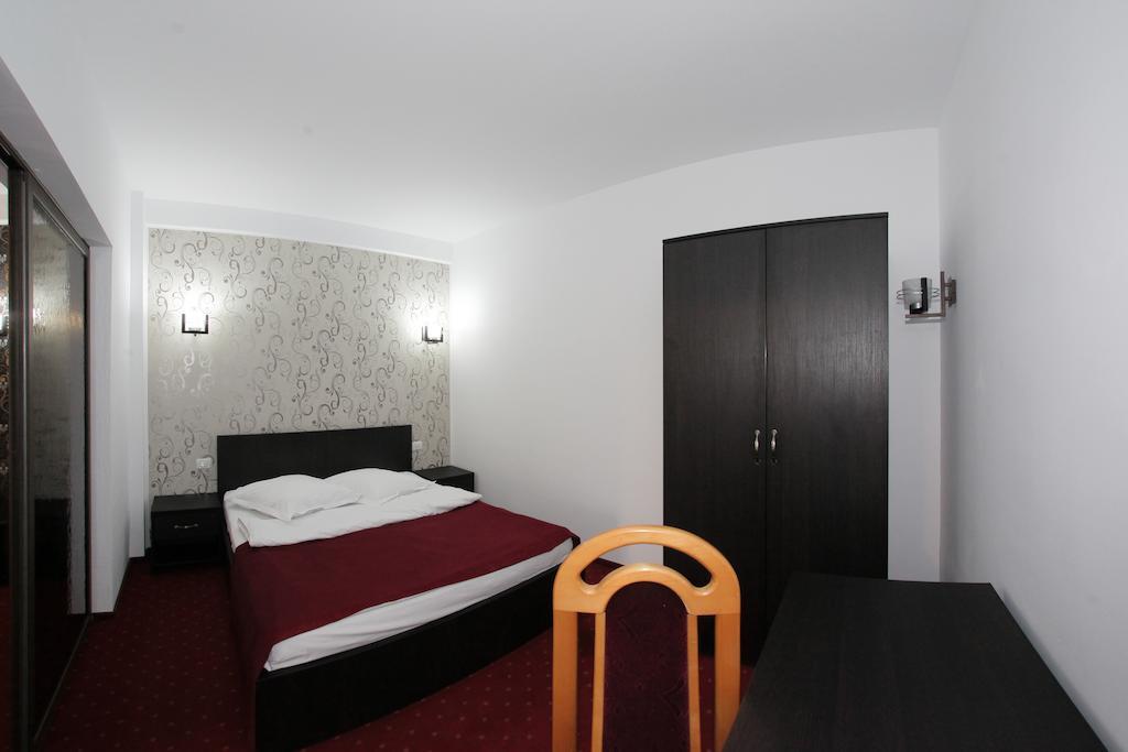 Hotel Rebis Brăila Exterior foto