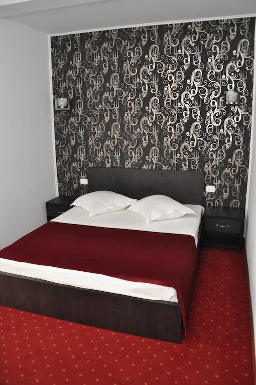 Hotel Rebis Brăila Quarto foto